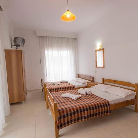 George Laz Rooms Неа-Врасна Экстерьер фото