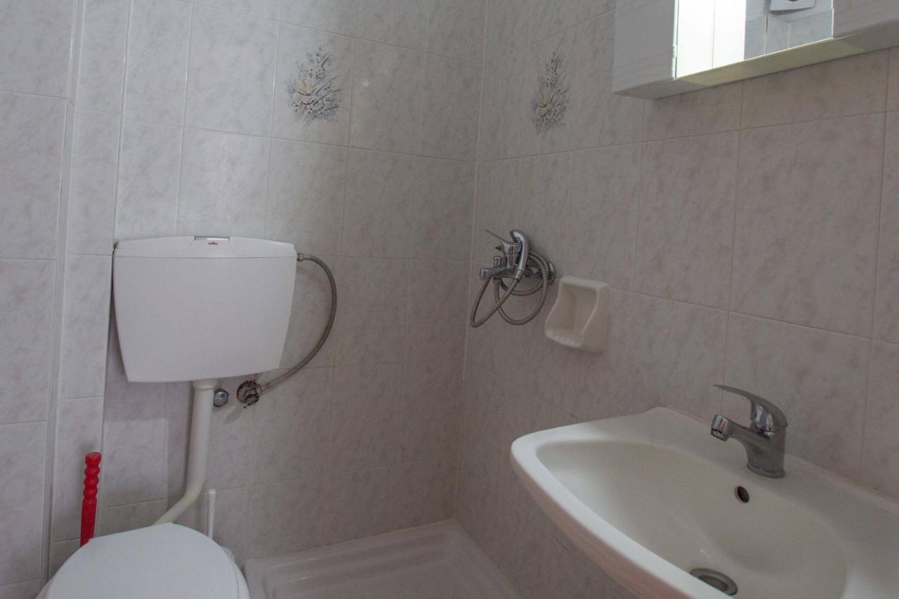George Laz Rooms Неа-Врасна Экстерьер фото