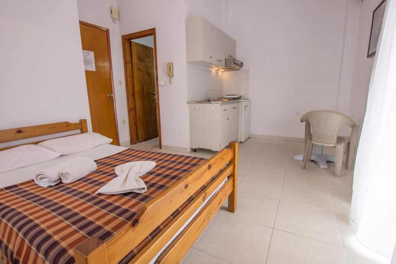 George Laz Rooms Неа-Врасна Экстерьер фото